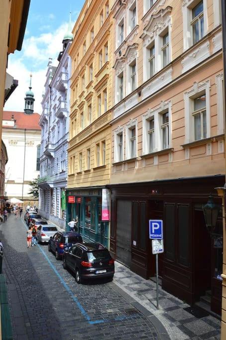 Old Town Herberghaus, 250M To Charles Bridge Apartamento Praga Exterior foto