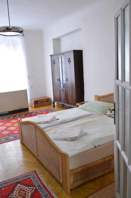 Old Town Herberghaus, 250M To Charles Bridge Apartamento Praga Exterior foto