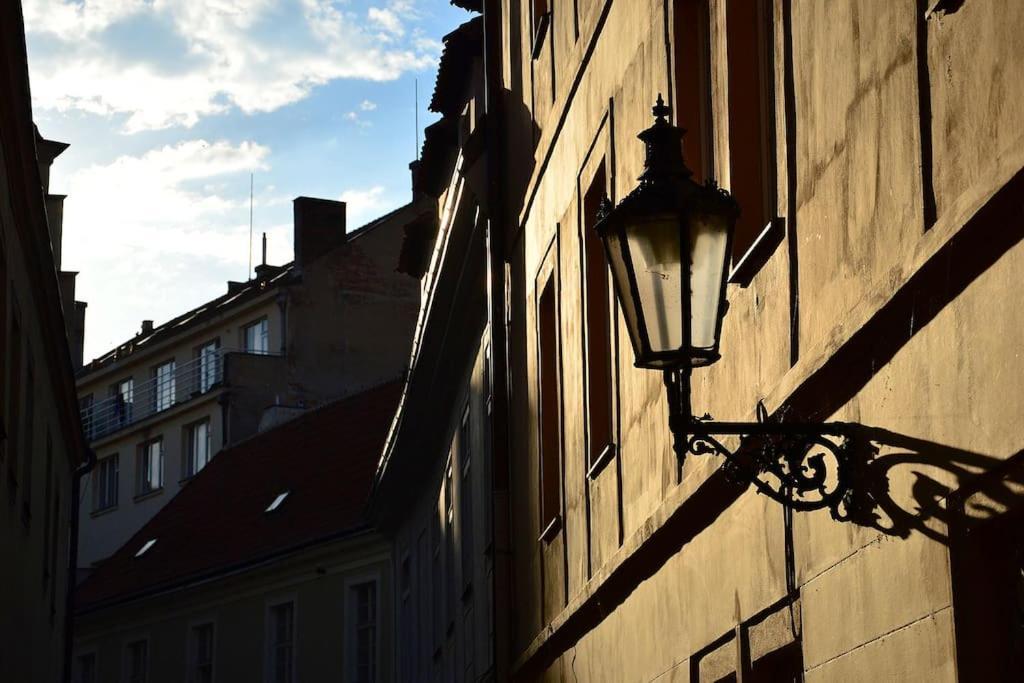 Old Town Herberghaus, 250M To Charles Bridge Apartamento Praga Exterior foto